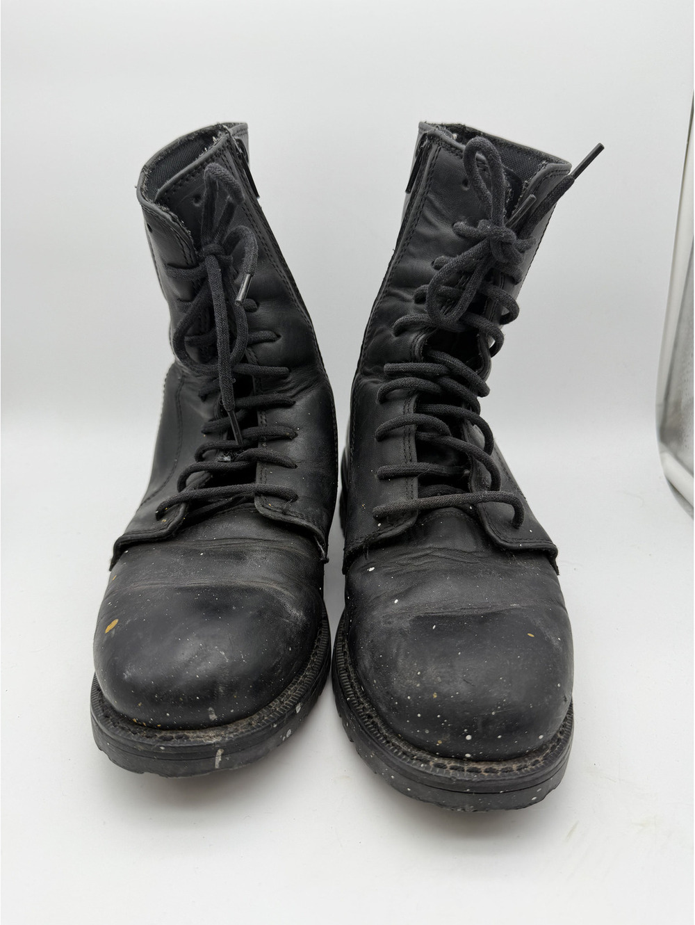 Harley-Davidson Black Leather Motorcycle Boots with Skull Emblem, Size 8.5